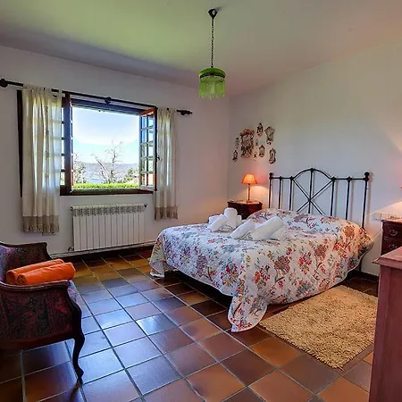 Sleeps 14 Pool Wifi Seixo